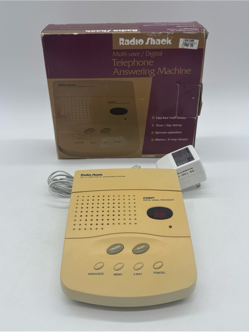Vintage RadioShack Multi-user/Digital Telephone Answering Machine 43-745
